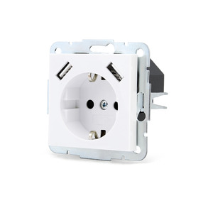 TESATEK 55X55MM 2.8A USB SOCKET WHITE